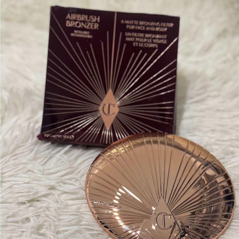 Charlotte Tilbury Airbrush Bronzer in Bronze tome 2 médium